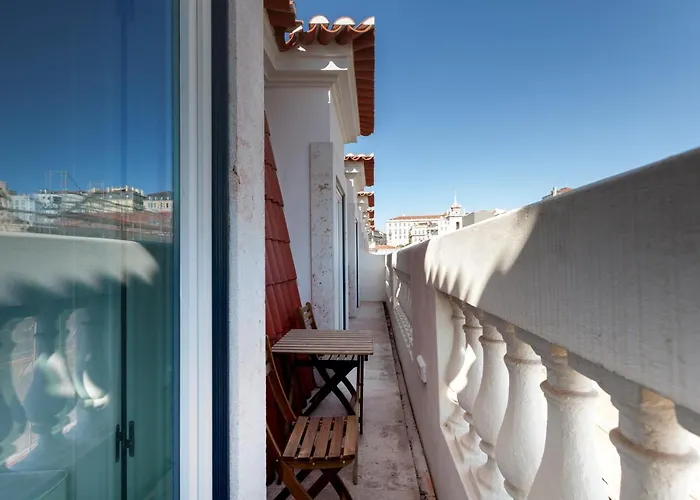 Flh Praca Comercio Artistic Flat With Balcony