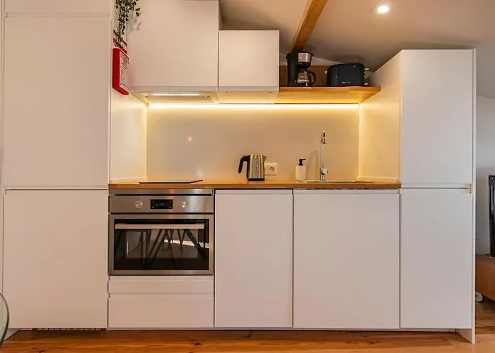 Sacramento Terrace Apartment