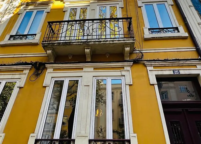 Suites Luciano Cordeiro