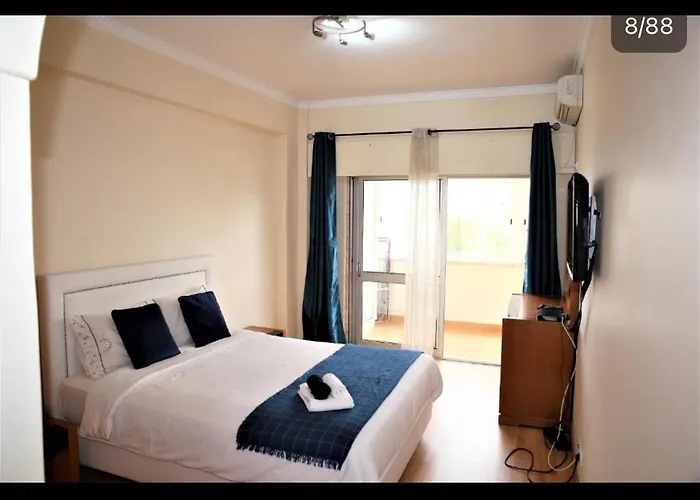 Quarto 3 Suite Com Ar Acondicionado Areeiro