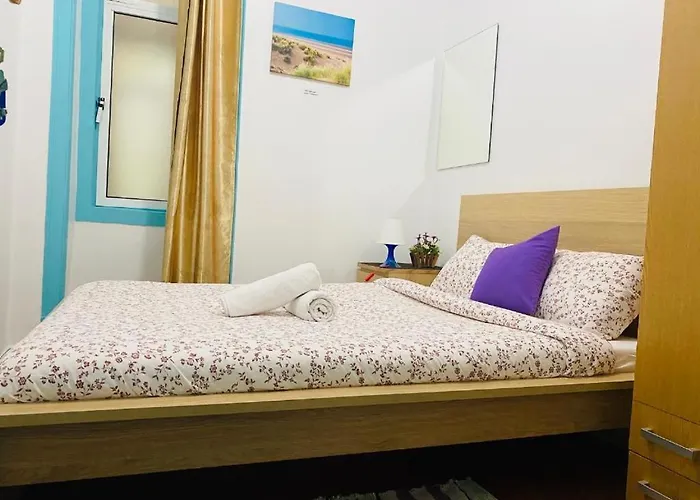 Kuti Hostel