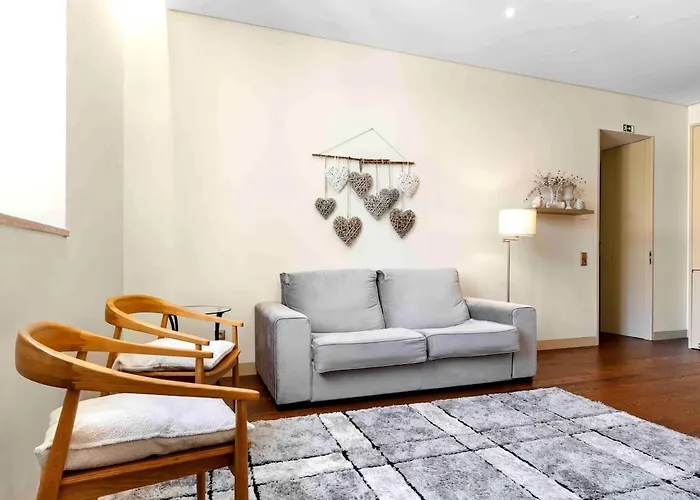 Timeout Market 2 Bedroom Apartment