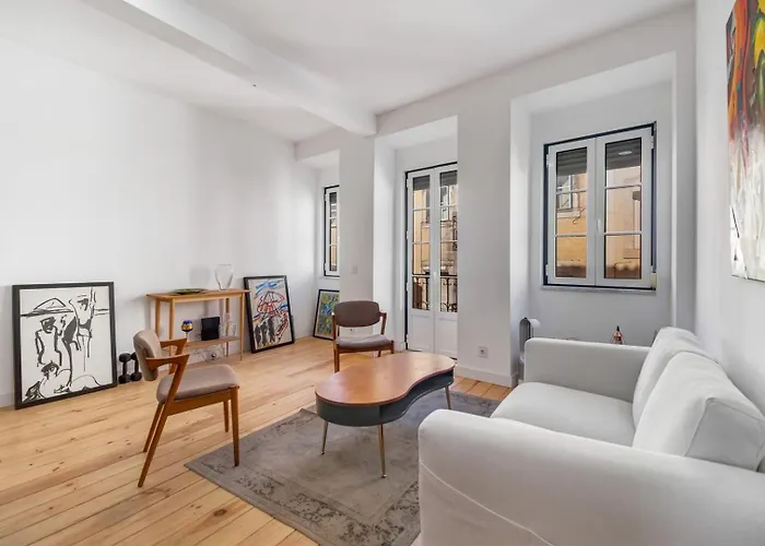 Charming One-Bedroom Principe Real | By Airnest