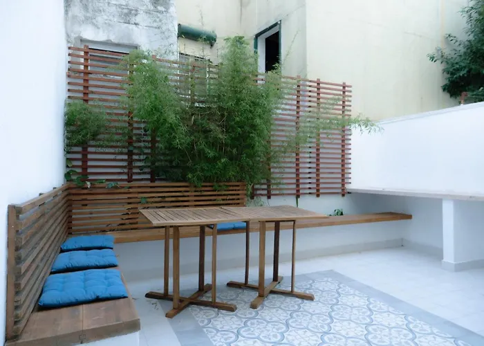 2Br With Large Private Terrace | By Airnest