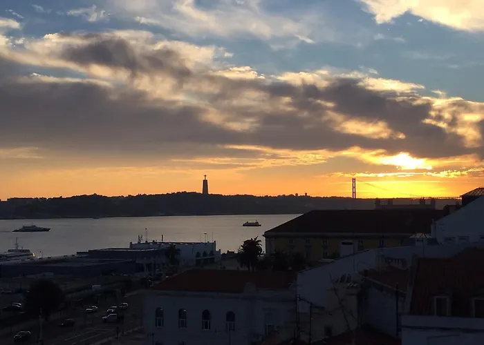 Alfama - Se River View Apartment