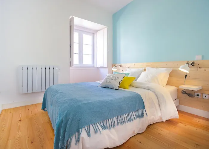 Lisbon Gloria Apartment
