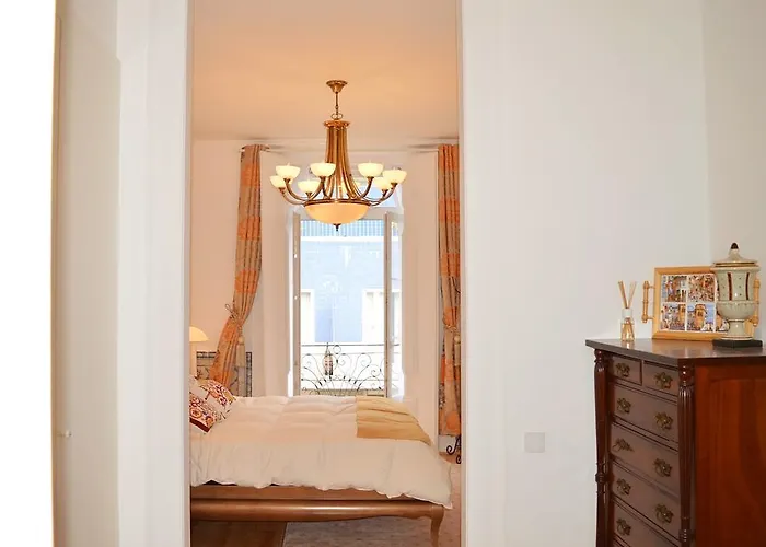 Chiado 3 Bedroom Luxury Apartment