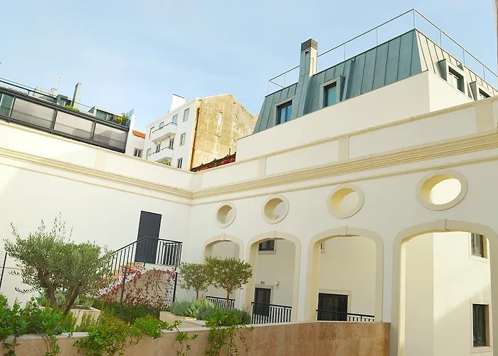 Santa Catarina Lisbon Apartments
