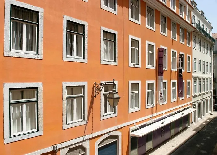 Spru Lisbon Summer Accommodation