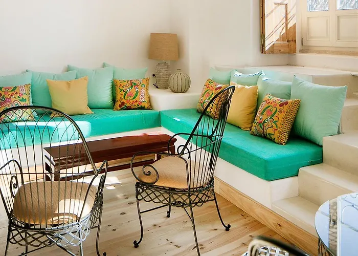 Alfama Deluxe Duplex By Lovelystay