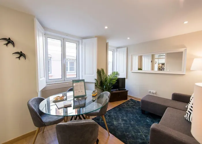 Elegant Lisbon Heart Apartment