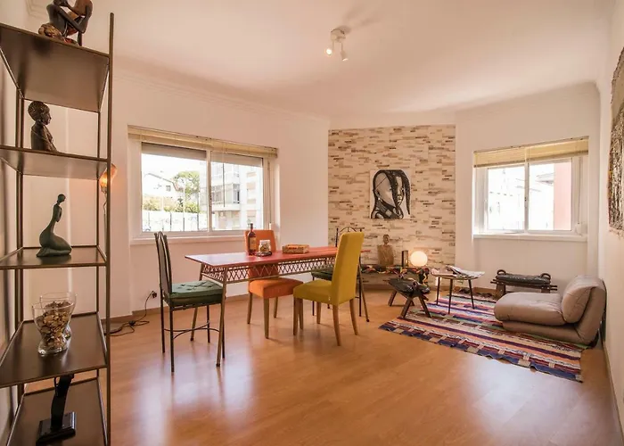 Art And Design Apartment In Lisbon