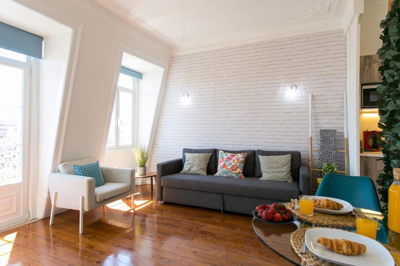 Photographers Attic W Stunning View In Alcantara * Lisbon