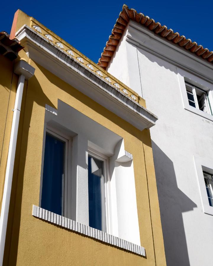 Alfama Yellow House Lisbon