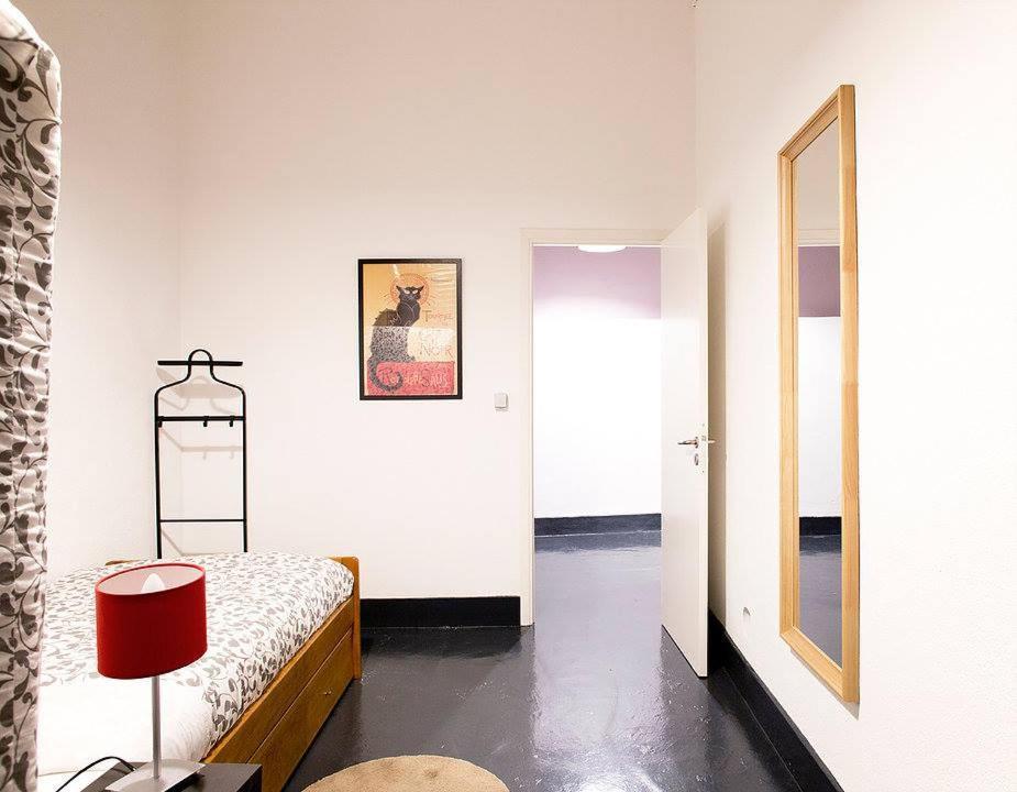 Apartment Renewed In Alfama Lisbon