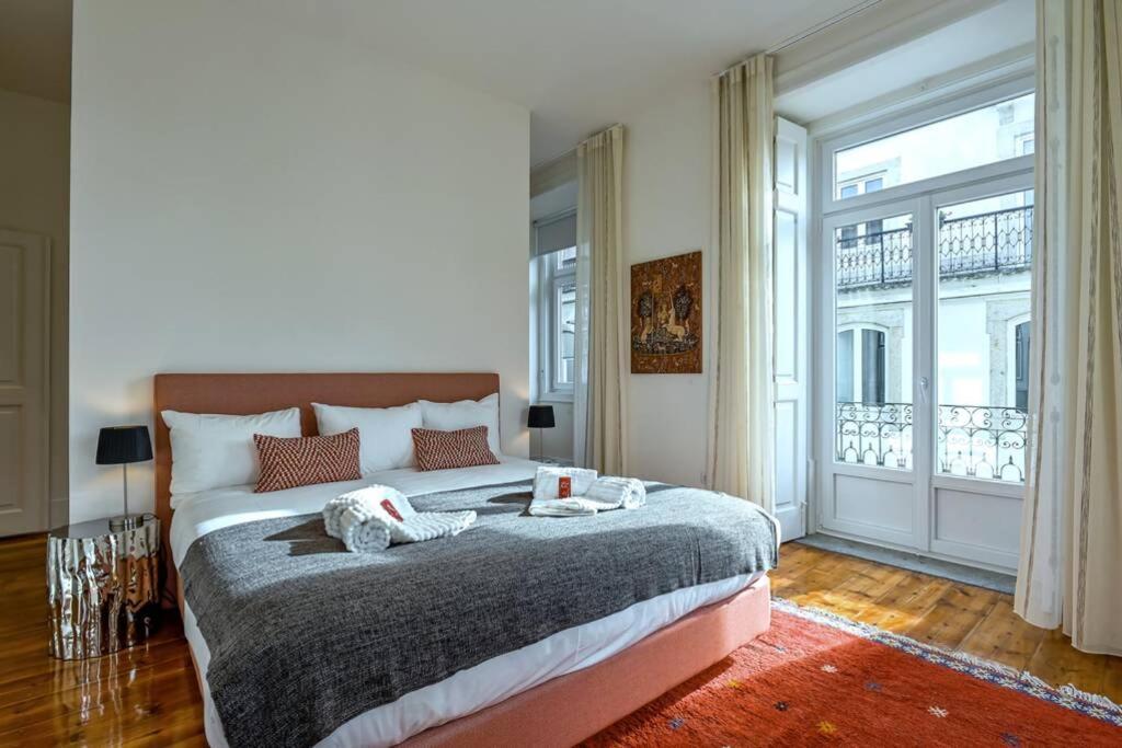 Myplacelisbon - Luxury Trindade Ii Apartment Lisbon