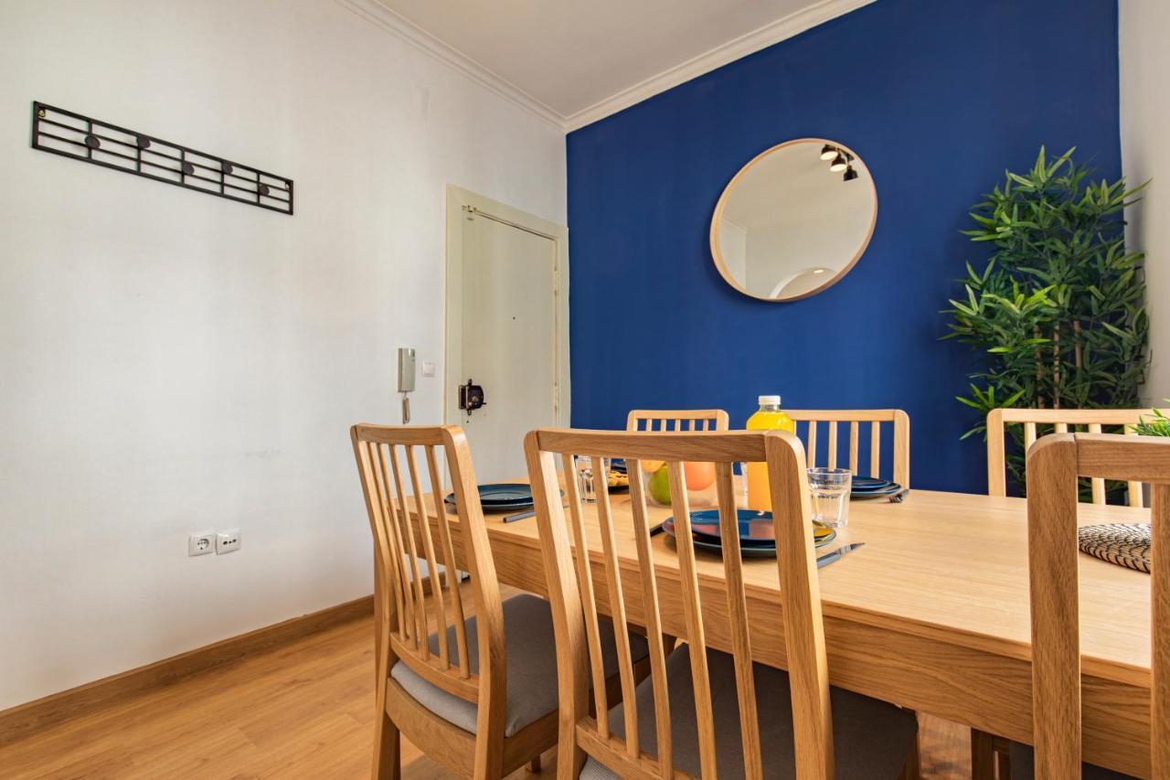 3 Bedroom Near Av. Liberdade Apartamento
