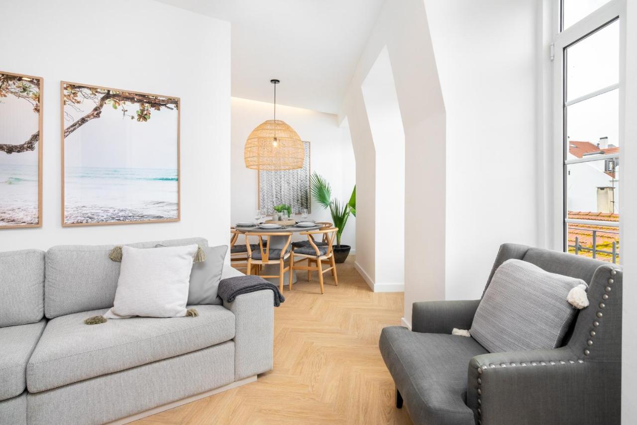 Whome | Luxury Duplex Prime Location Great For Families *