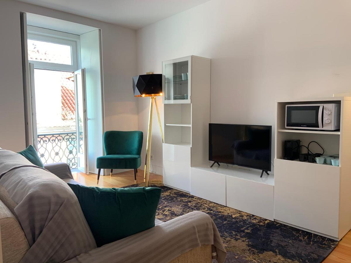 My Fair Apartment *