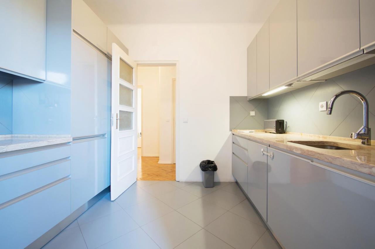 Lisboa: Cabo Apartment *