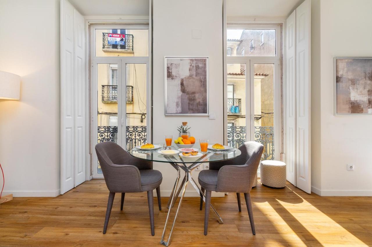 Whome | Alcantara Smart Apartment
