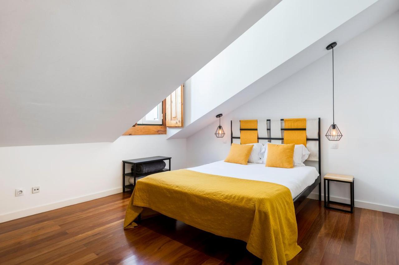 Stunning And Spacious Lofts Just By Graca And Alfama Lisbon