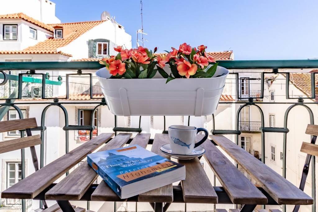 Apartment Inloveapartments - Alfama Balcony