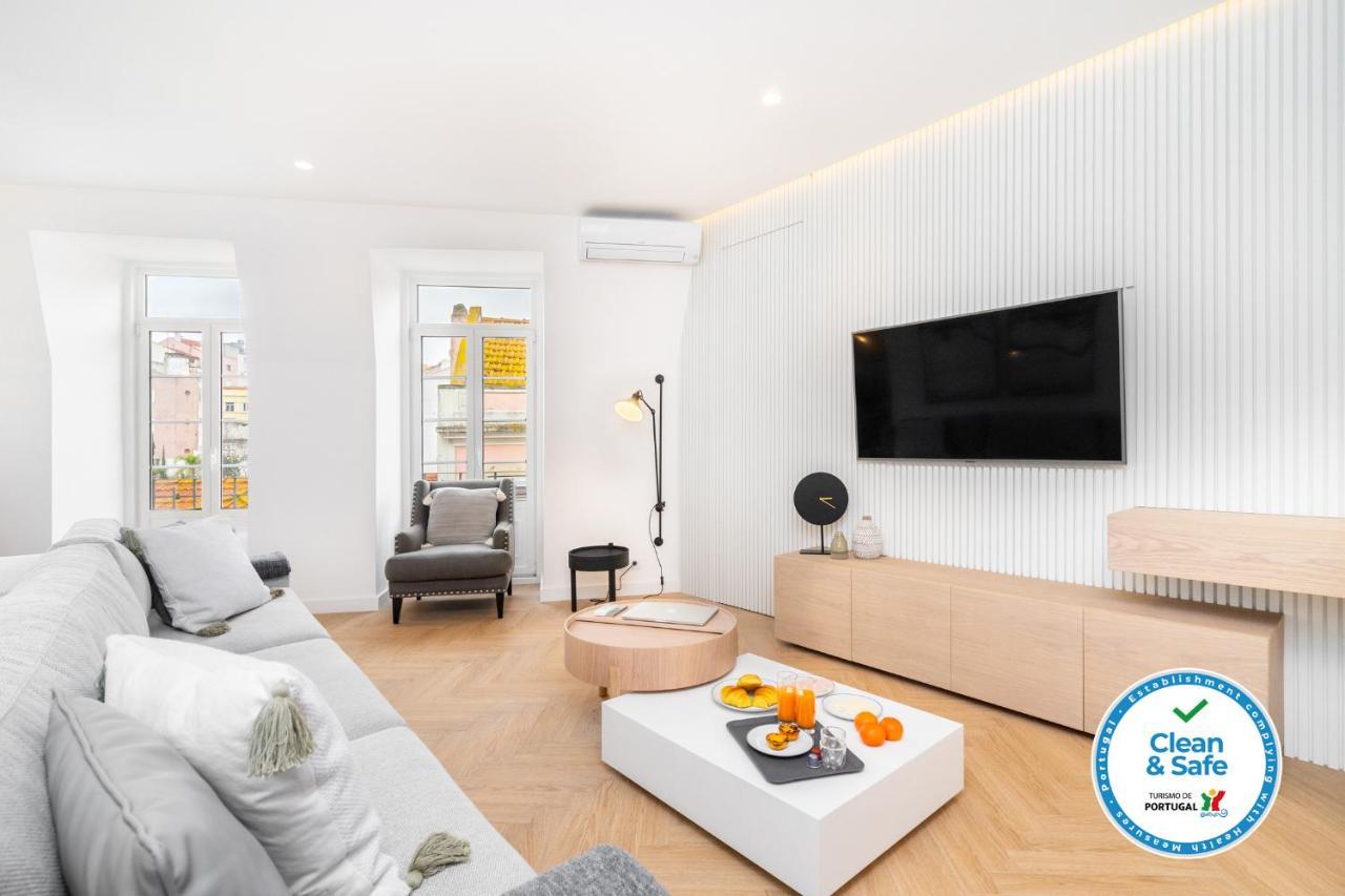 Whome | Luxury Duplex Prime Location Great For Families Apartment