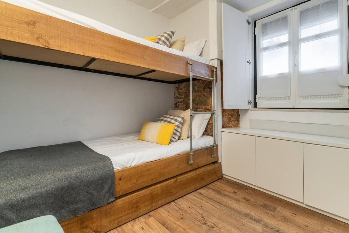 Alfama - Two Bedroom With River View Apartment Lisbon