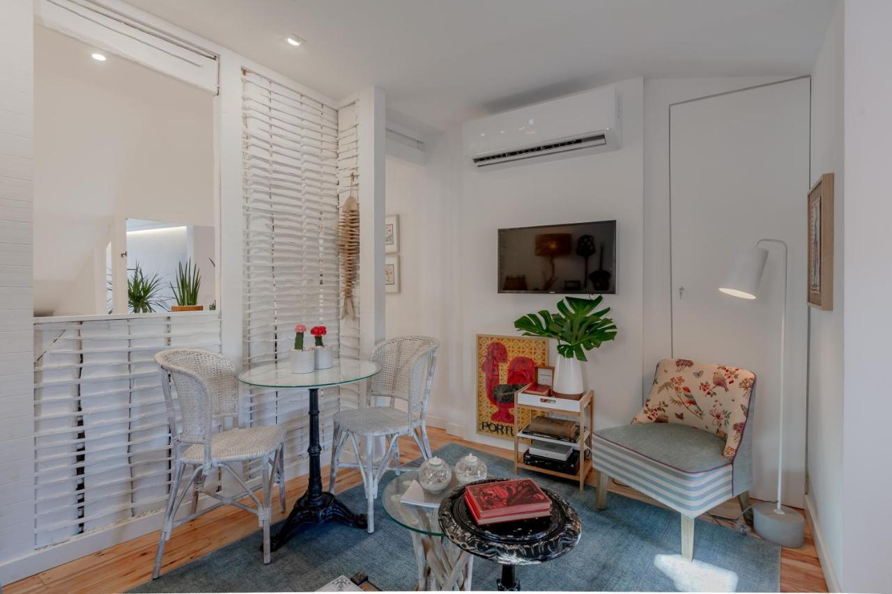 Chiado Chic - A Luxury Concept Apartment *