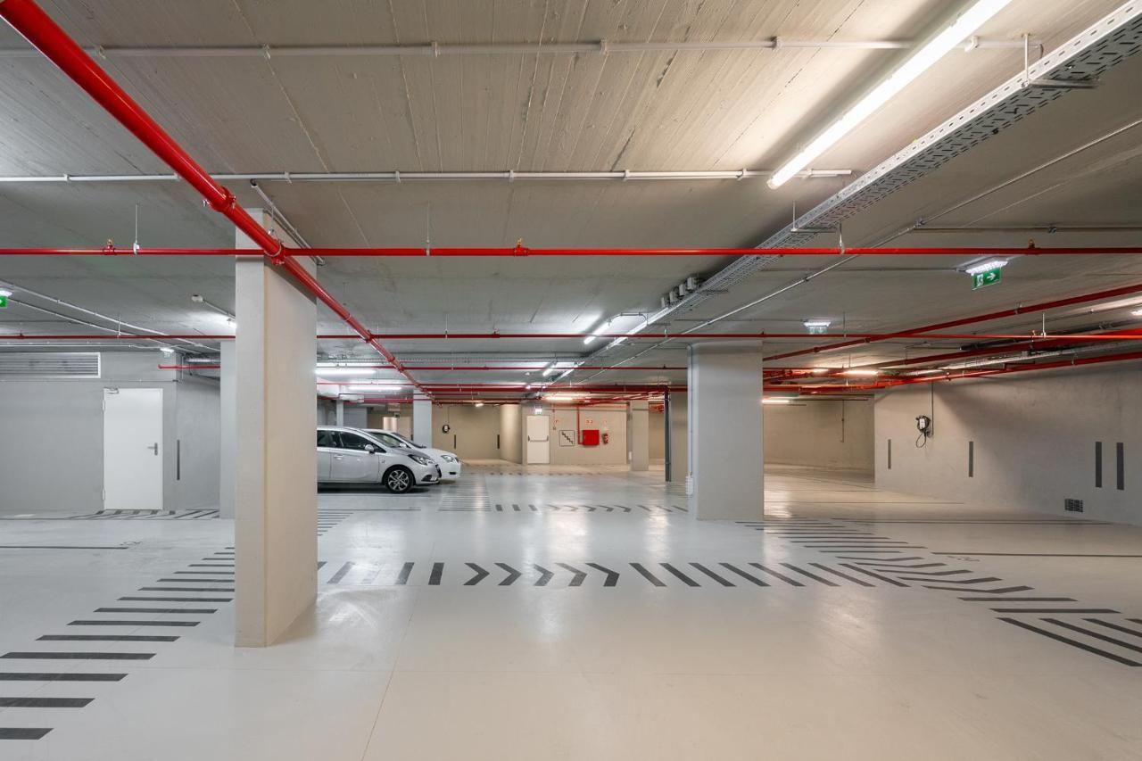 Apartment Whome | Av. Da Liberdade Deluxe W/ S-pool, Gym & Parking Lisbon