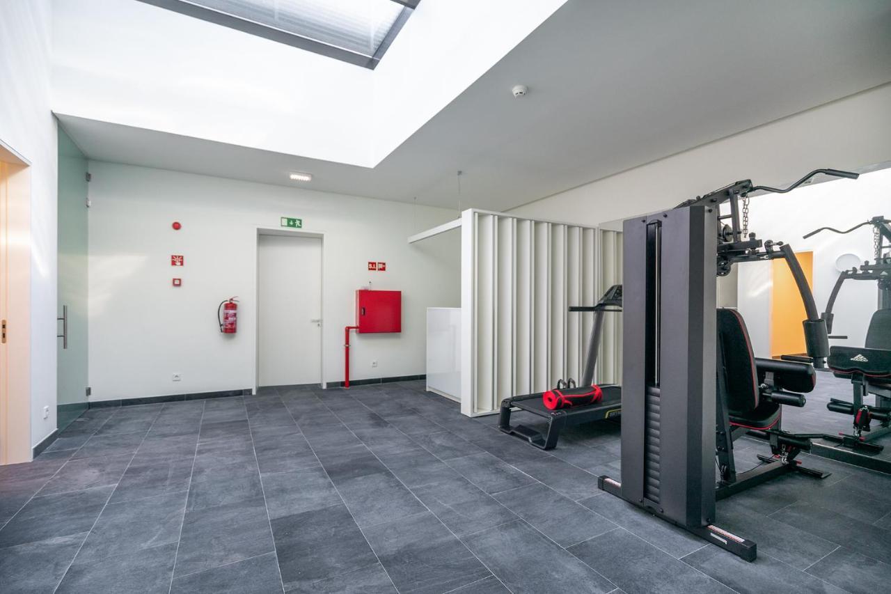 Whome | Av. Da Liberdade Deluxe W/ S-pool, Gym & Parking Apartment