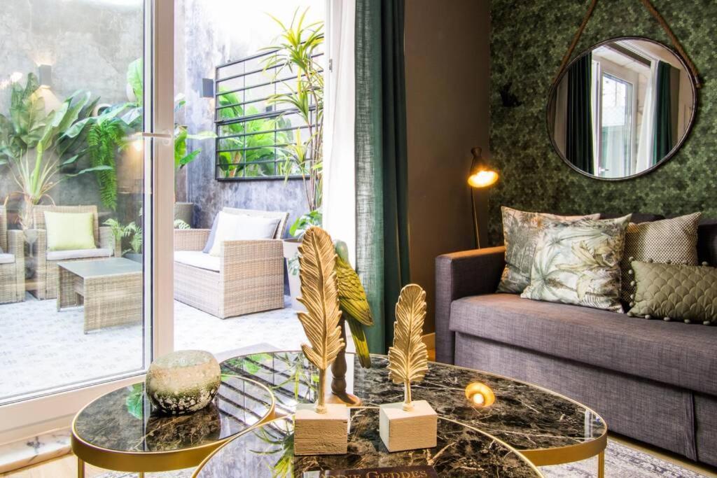 Oasis 82689 Al Apartment