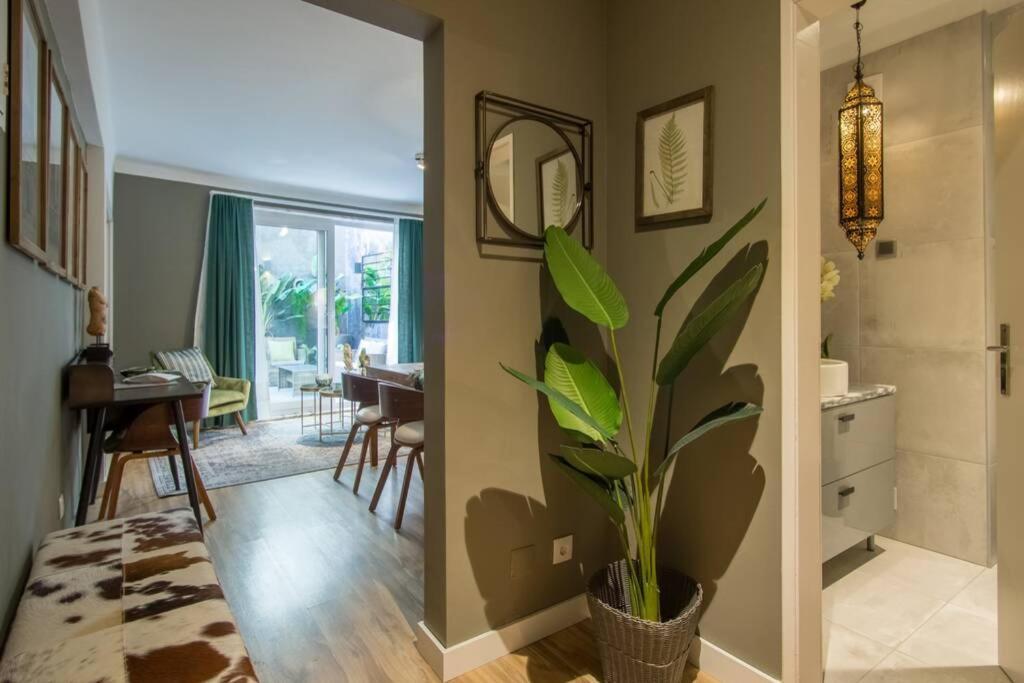 Oasis 82689 Al Apartment