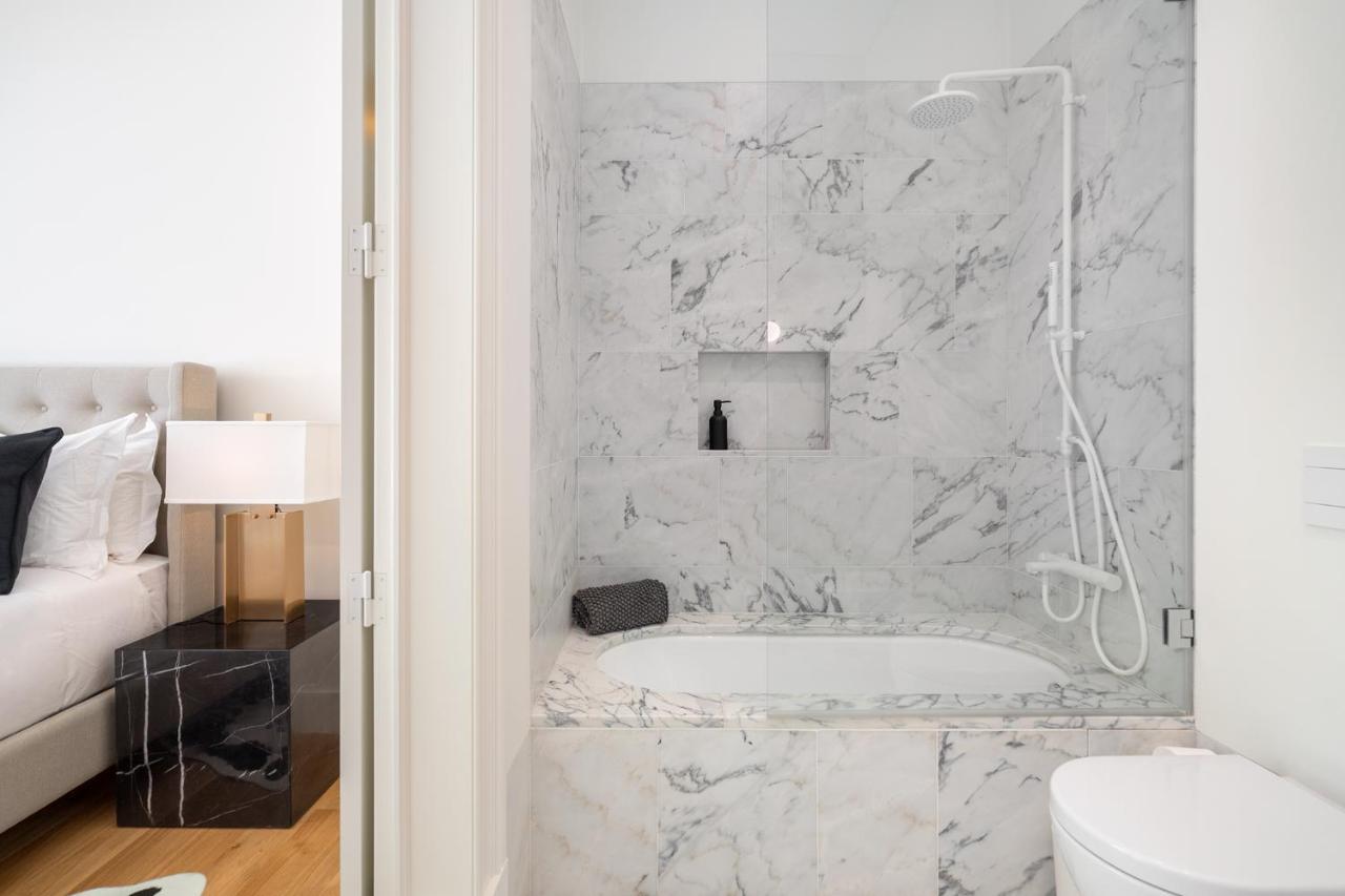 Apartment Whome | Av. Da Liberdade Deluxe W/ S-pool, Gym & Parking *