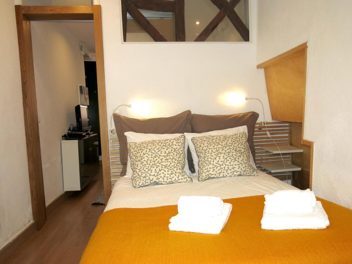 In The Castle Of S Jorge Apartment *