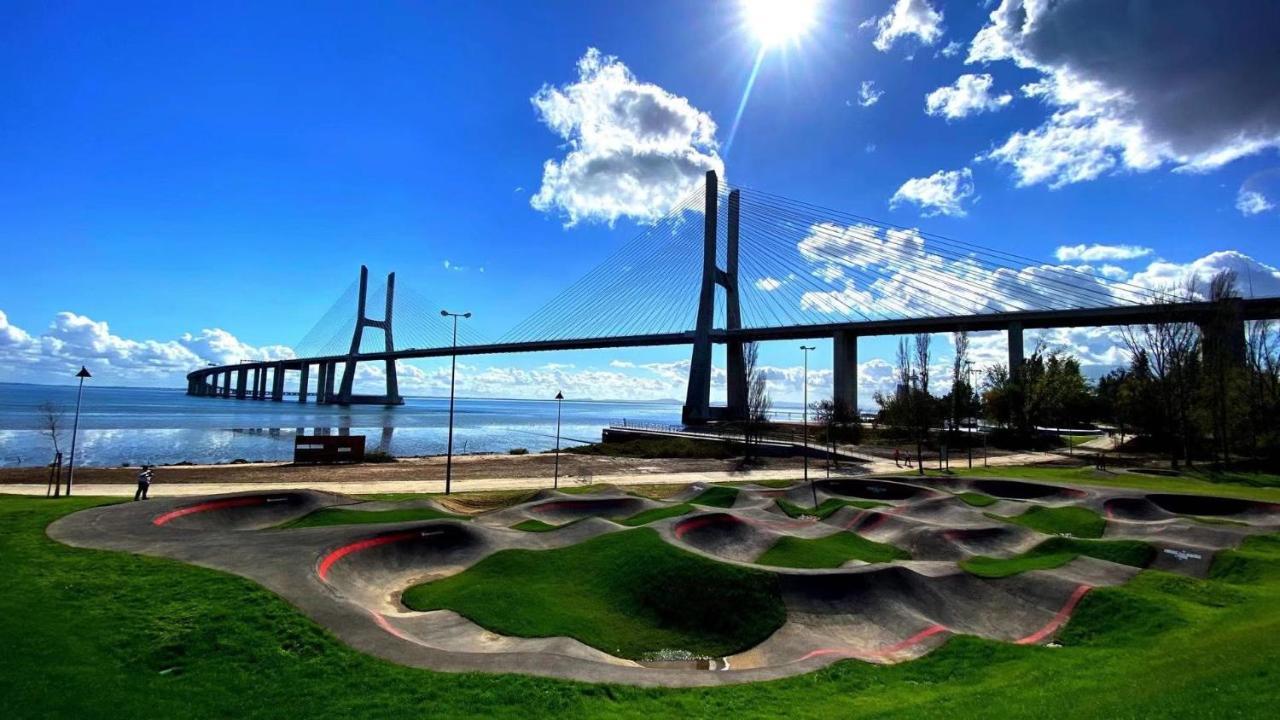 Bom Dia Parque Nacoes Lisboaz Apartment