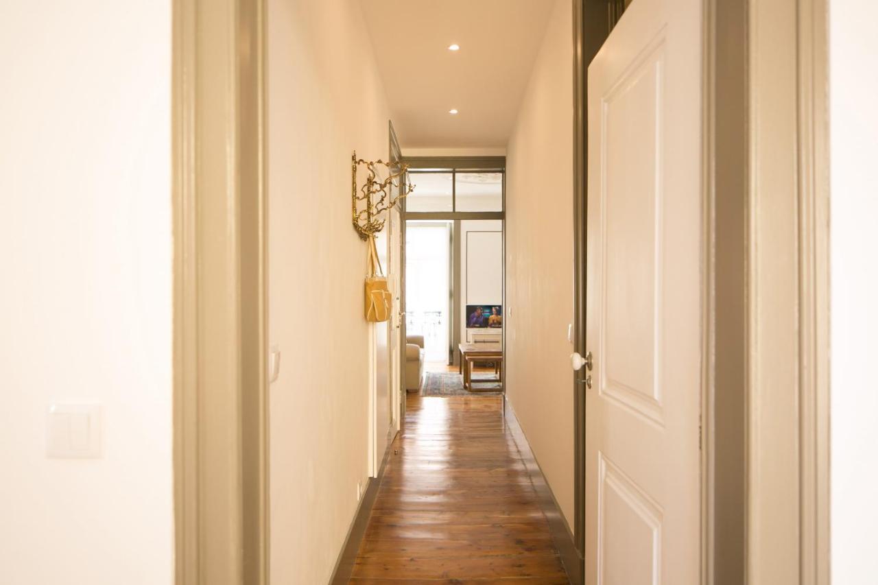 Apartment Trendy And Super 21 By Lisbonne Collection Lisbon