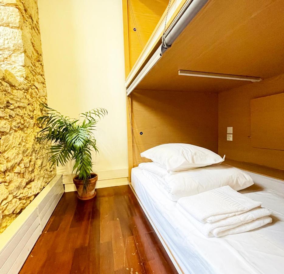 Hostel Draper Startup House For Entrepreneurs *