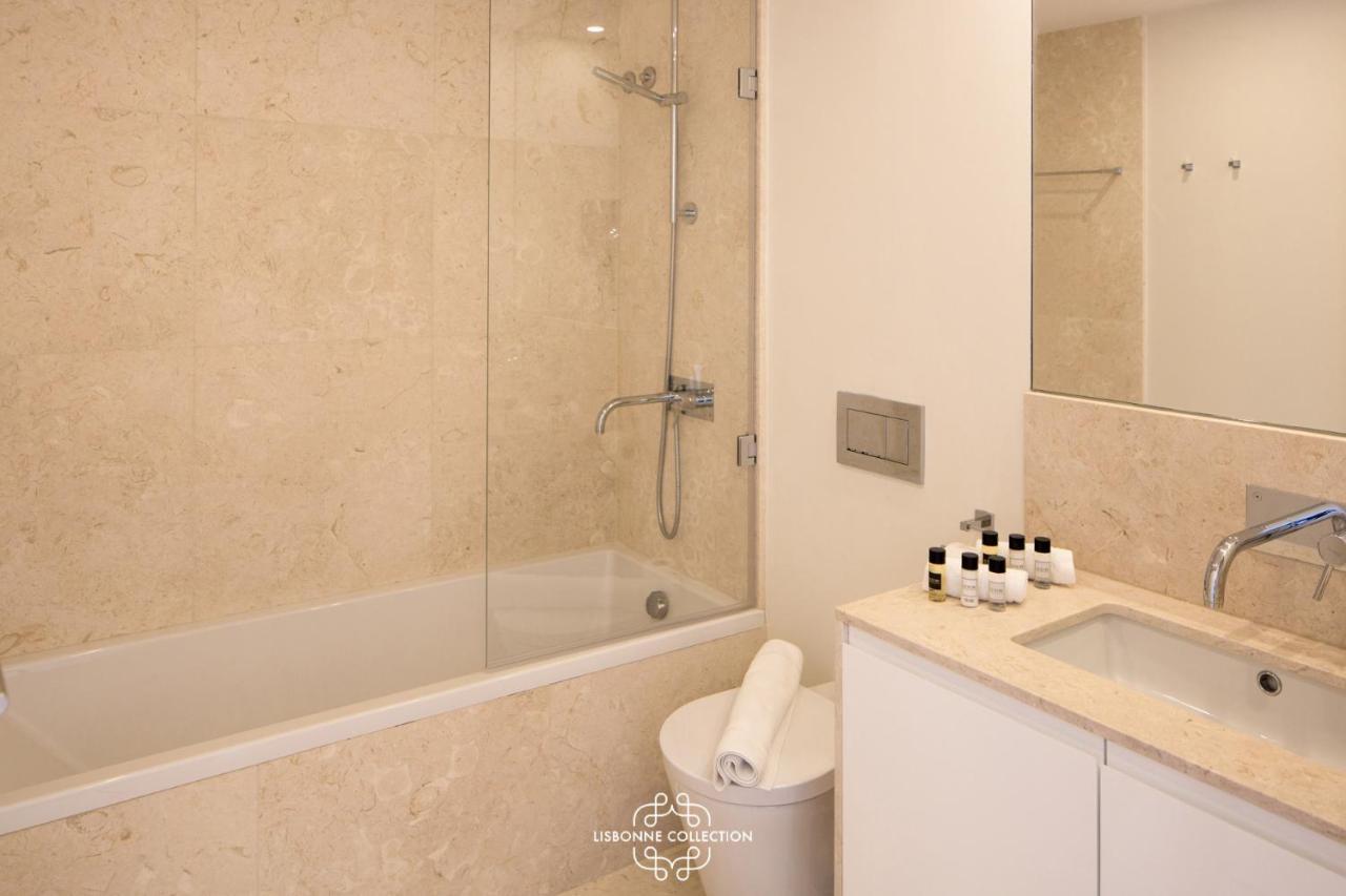 Central With Parking, Terrace And Swimming Pool 56 By Lisbonne Collection *