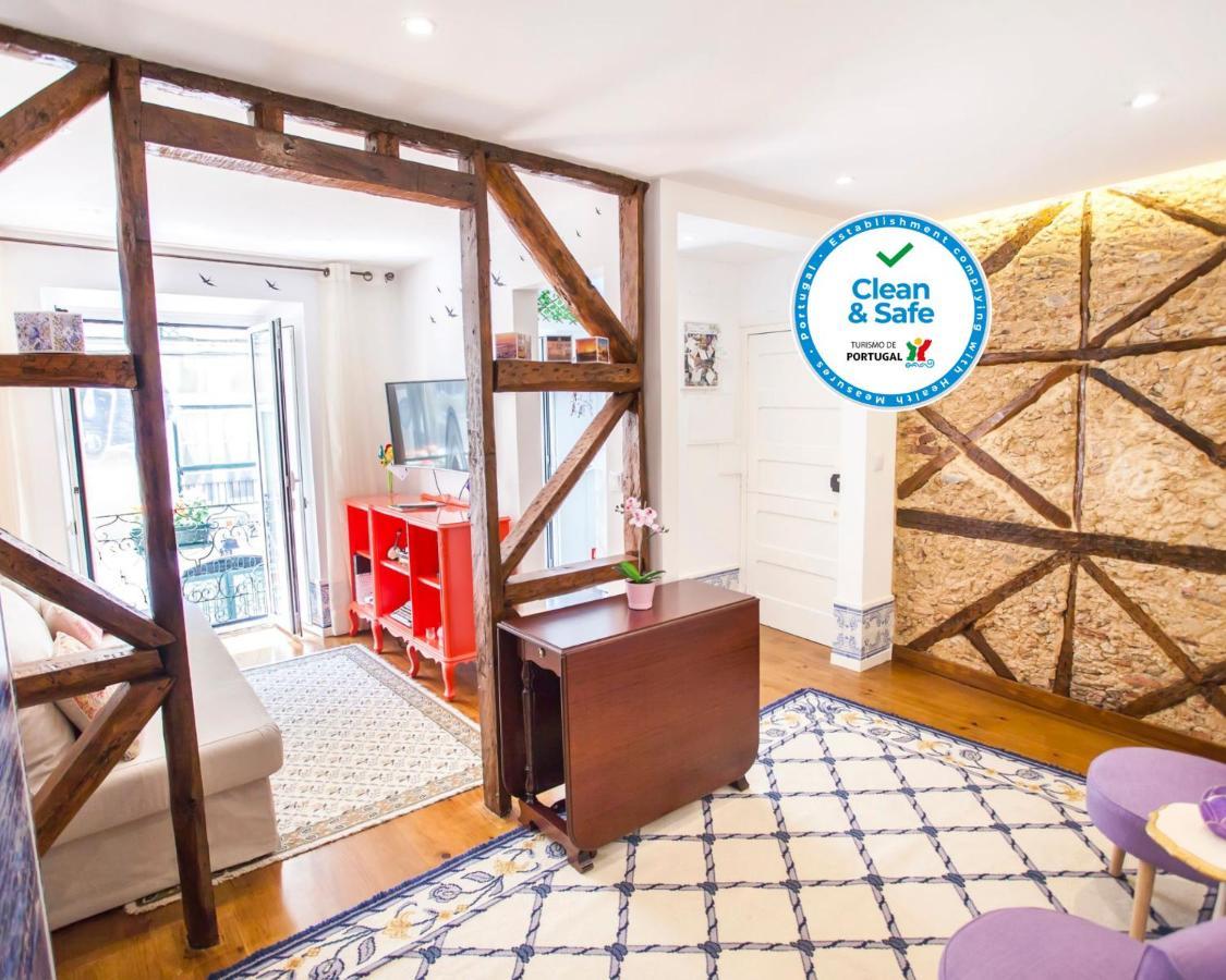 Typical Bairro Alto Apartment *