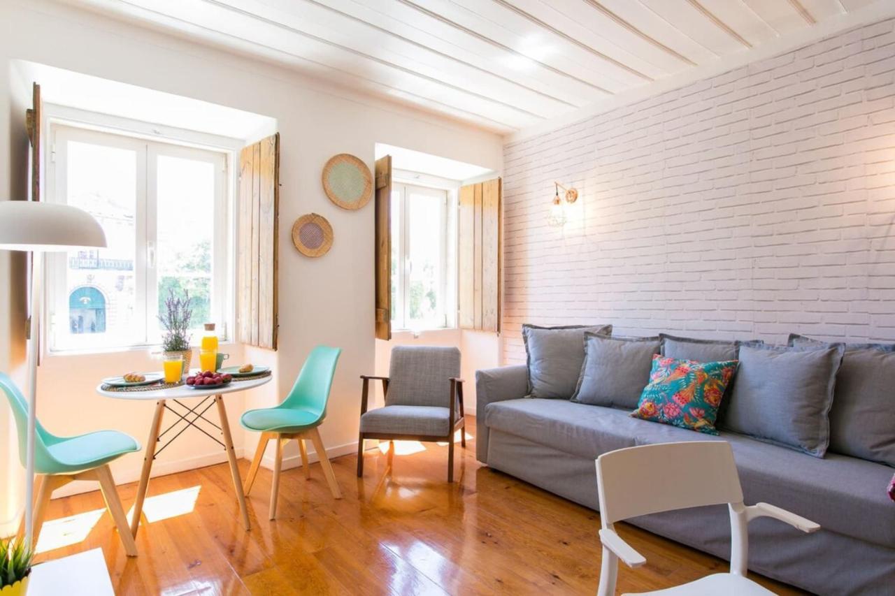 Sunlit Photographers 1bedroom In Alcântara