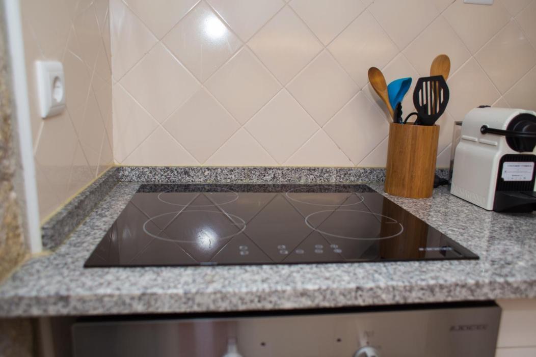 Bica Sequeiro 1 Bed Apartamento Lisboa