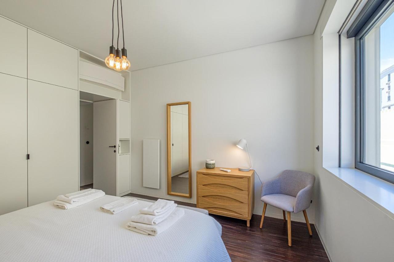 Apartment Nomad's 2bed Riverside Lisbon