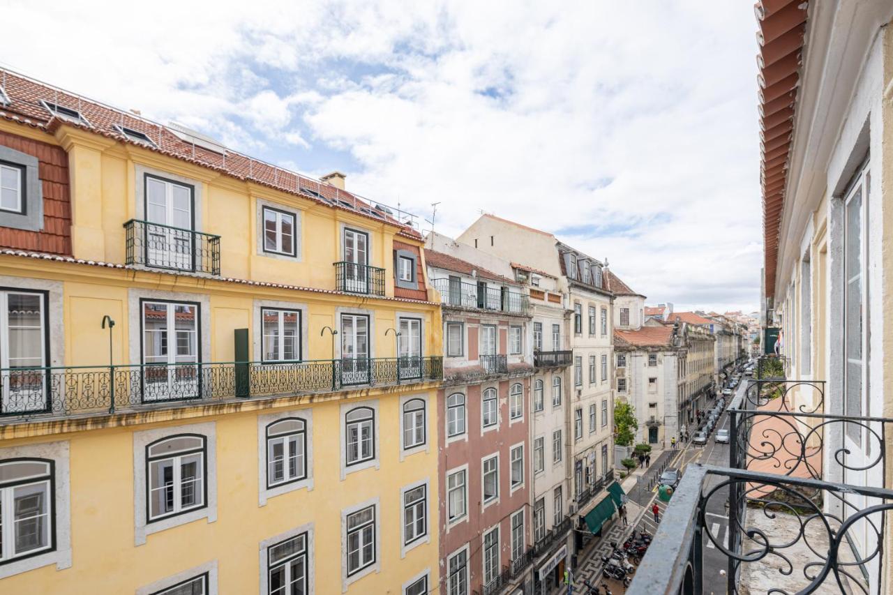 Apartment Fanqueiros 96 - Balcony Over Lisbon