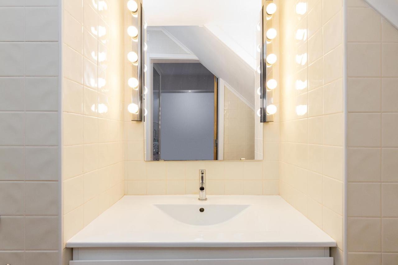 Alfama First Floor Apartment Lisbon
