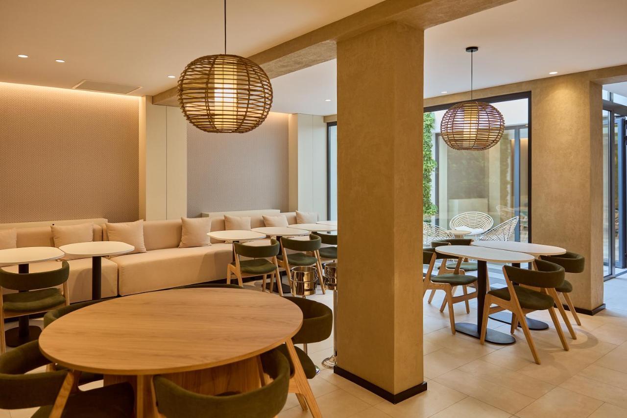 Hotel Omid Saldanha