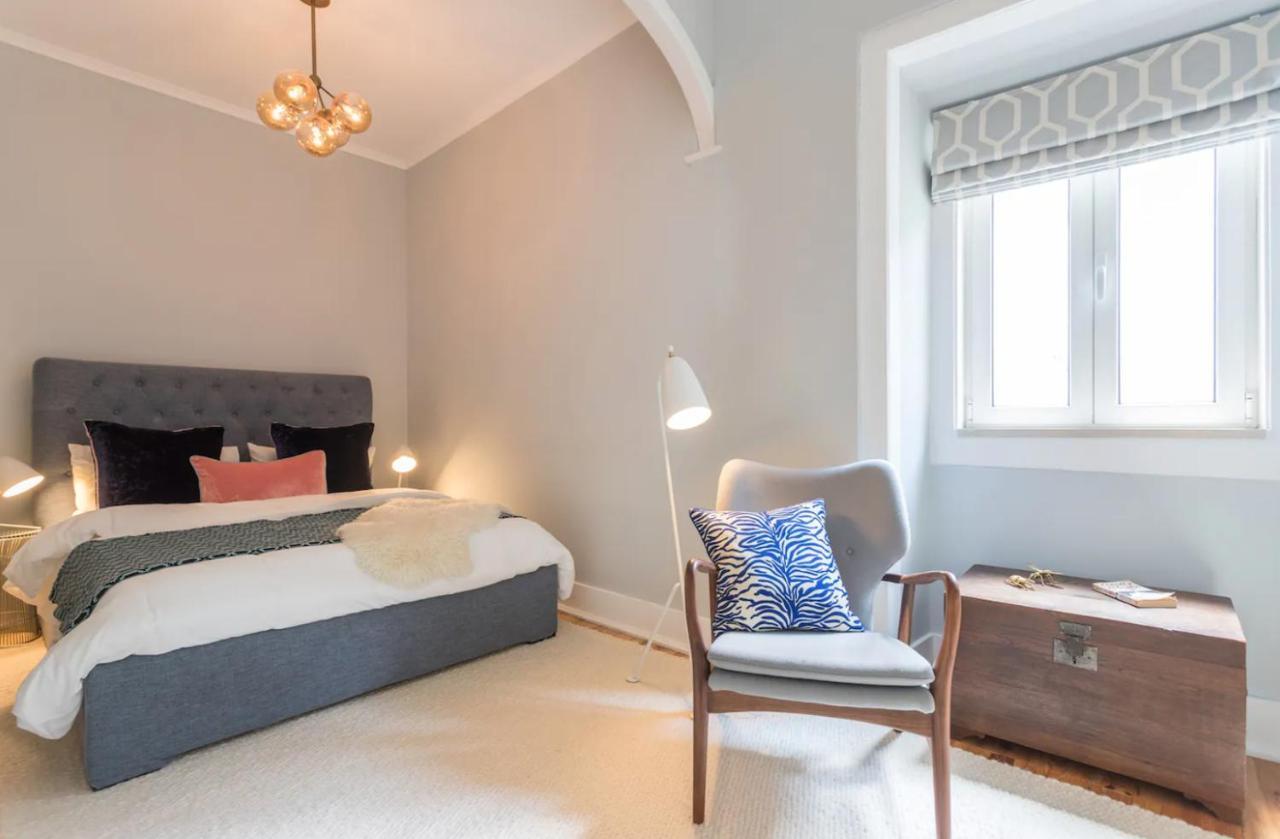 Beautiful And Stylish 5br In The Heart Of Chiado Apartment Lisbon