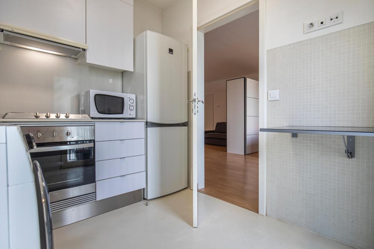 Bright & Comfy Flat In By Lovelystay Apartamento Lisboa