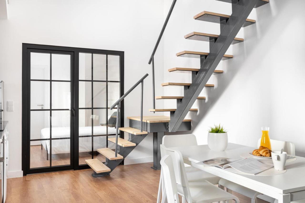 Altido Stylish 2-level Flats Near Ajuda Palace Apartment